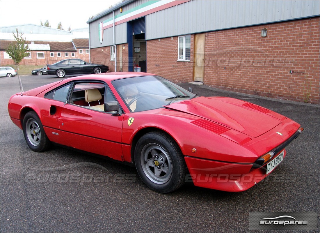 ferrari 308 (1981) gtbi/gtsi en préparation pour démantèlement à eurospares