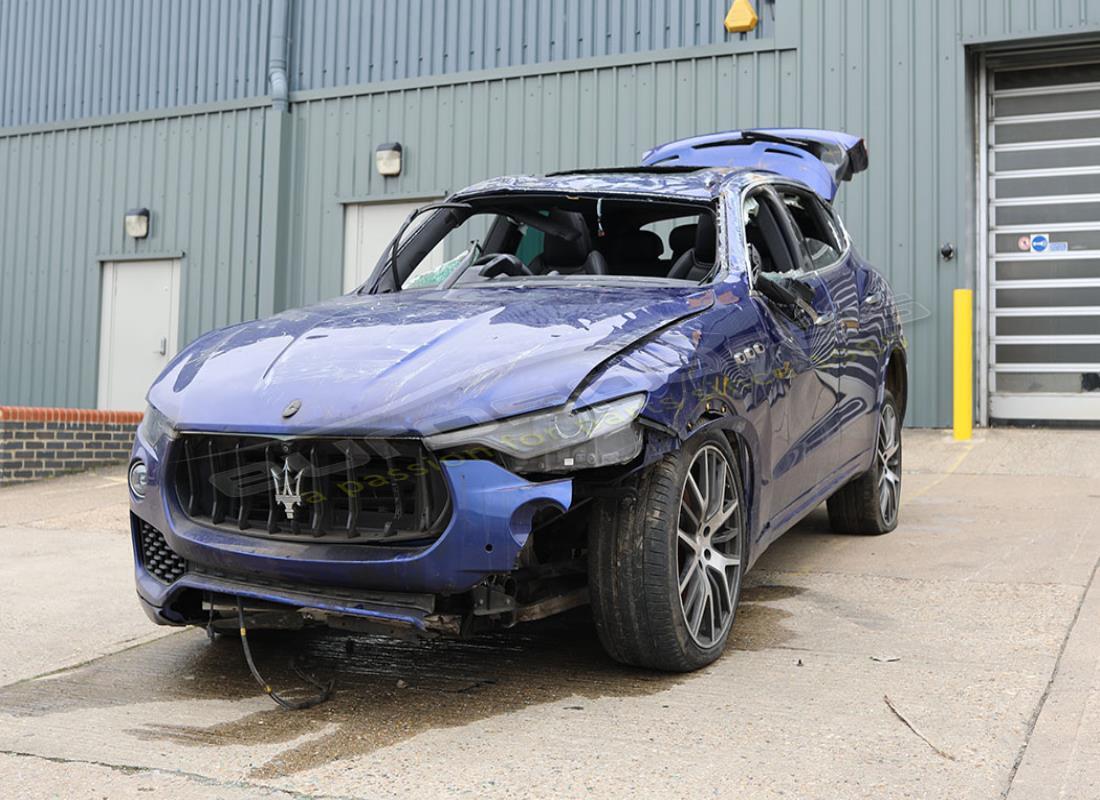 maserati levante (2017) avec 41,527 miles, en préparation pour le démontage #1