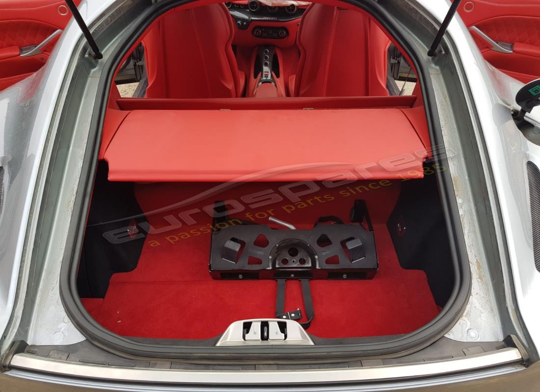 ferrari f12 berlinetta (europe) avec 2,485 miles, en préparation pour le démontage #11