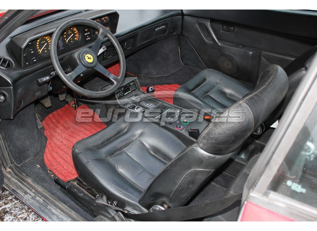 ferrari mondial 3.2 qv (1987) avec 33,554 kilomètres, en préparation pour le démantèlement #6