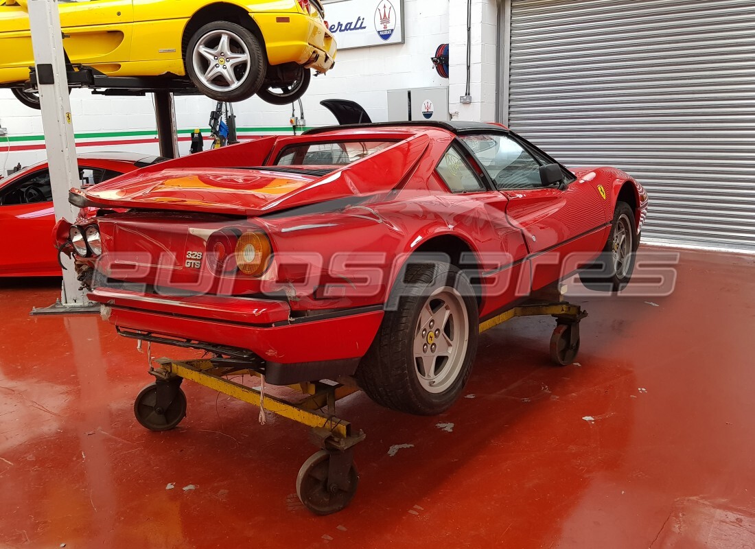 ferrari 328 (1988) avec 29,660 kilomètres, en préparation pour le démantèlement #4