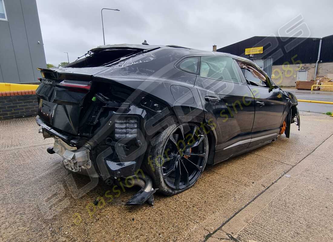 lamborghini urus (2020) avec 7,343 miles, en préparation pour le démontage #5