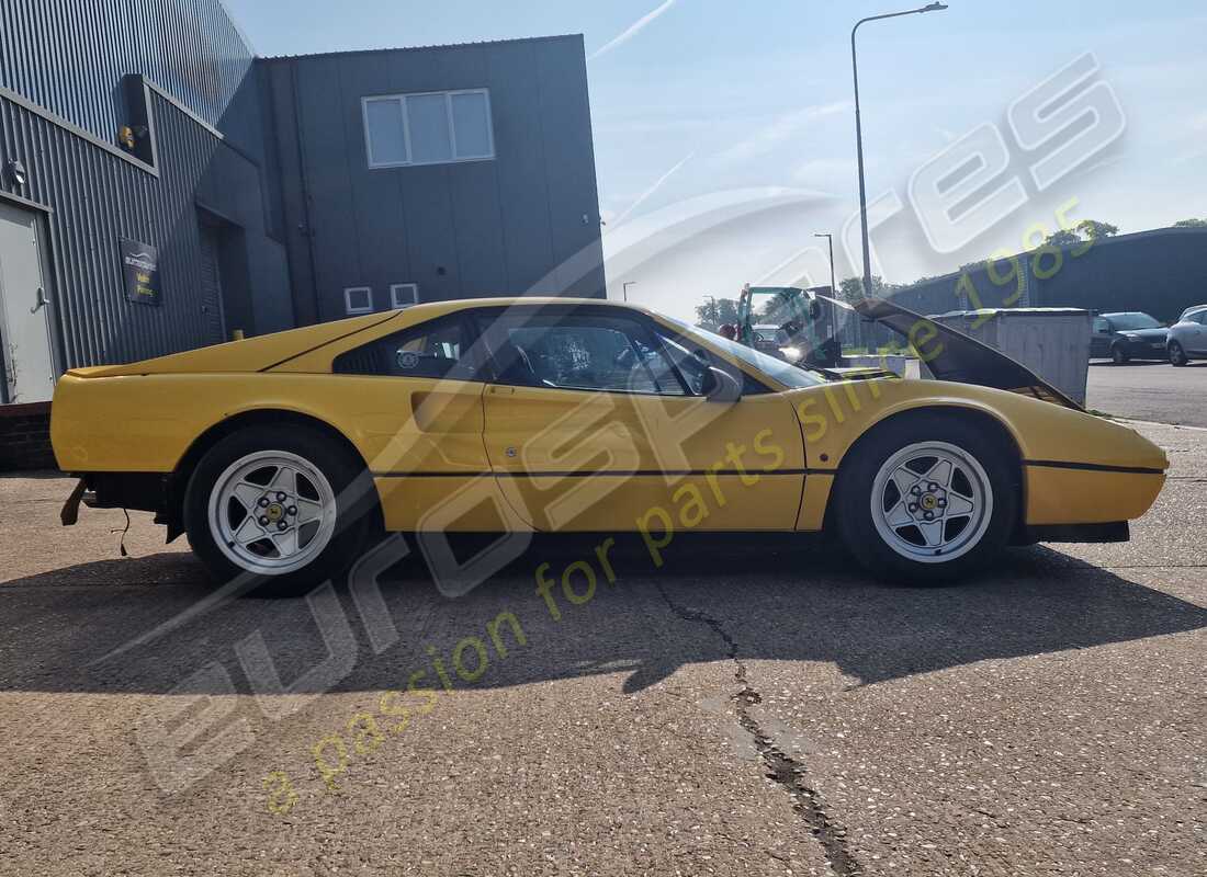 ferrari 328 (1985) avec 82149 miles, en préparation pour le démontage #6