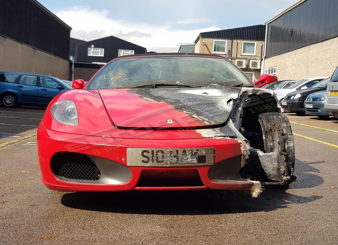 ferrari f430 spider (rhd) avec inconnu, en préparation pour le démontage #8