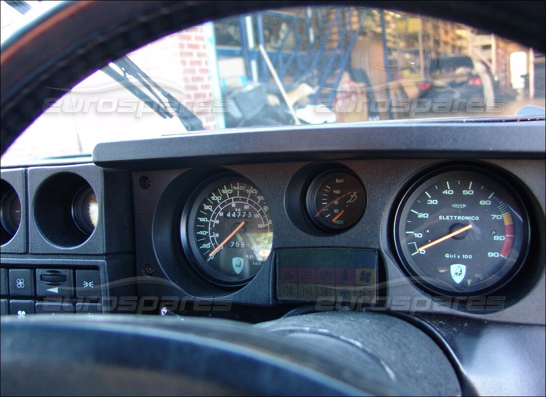 lamborghini jalpa 3.5 (1984) avec 44,773 kilomètres, en préparation pour le démantèlement #4