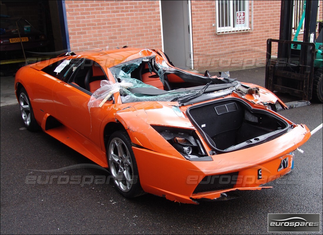 lamborghini murcielago coupe (2003) avec 6,200 kilomètres, en préparation pour le démantèlement #2