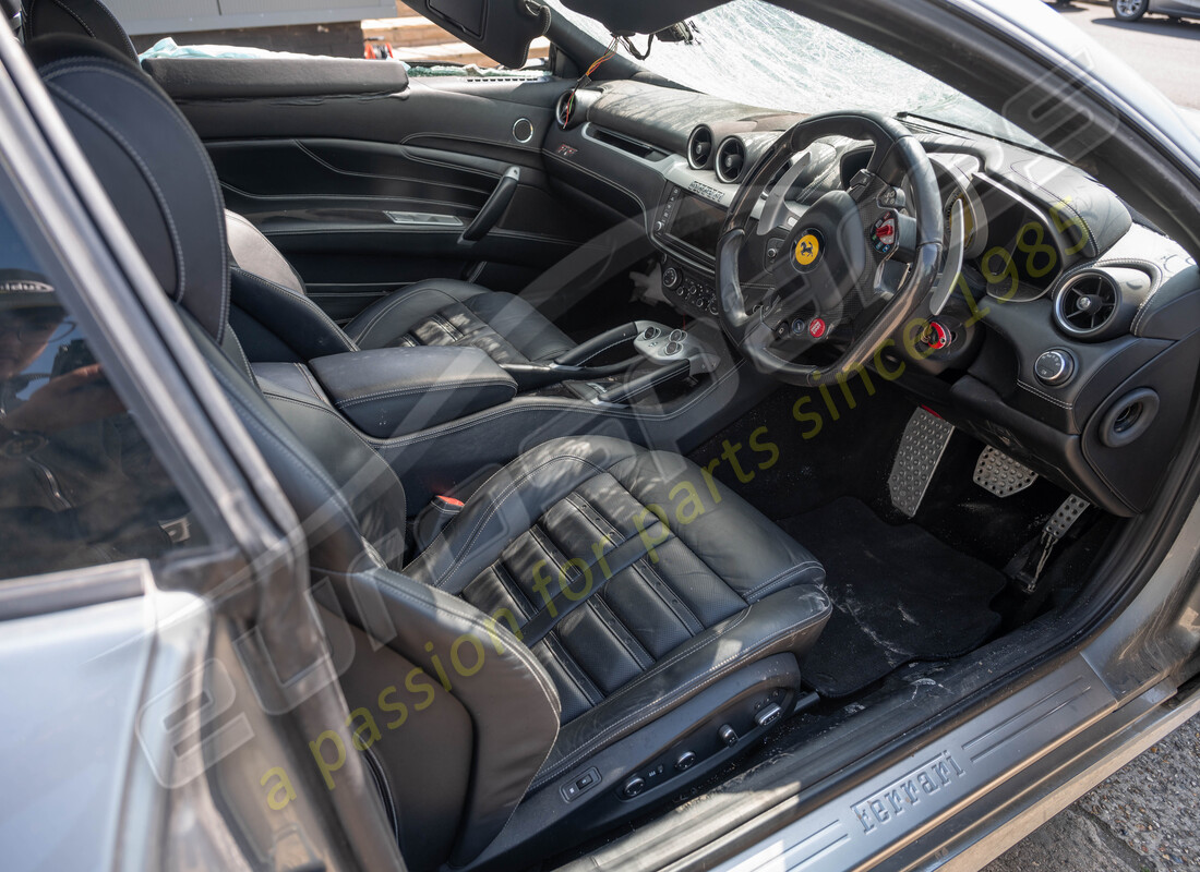 ferrari ff (rhd) avec 50305, en préparation pour le démontage #9