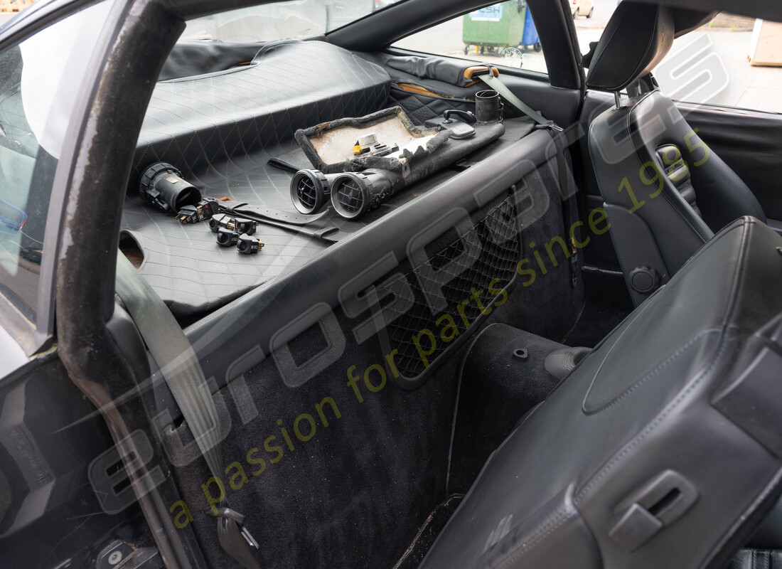 ferrari 550 maranello avec 122523, en préparation pour le démontage #13