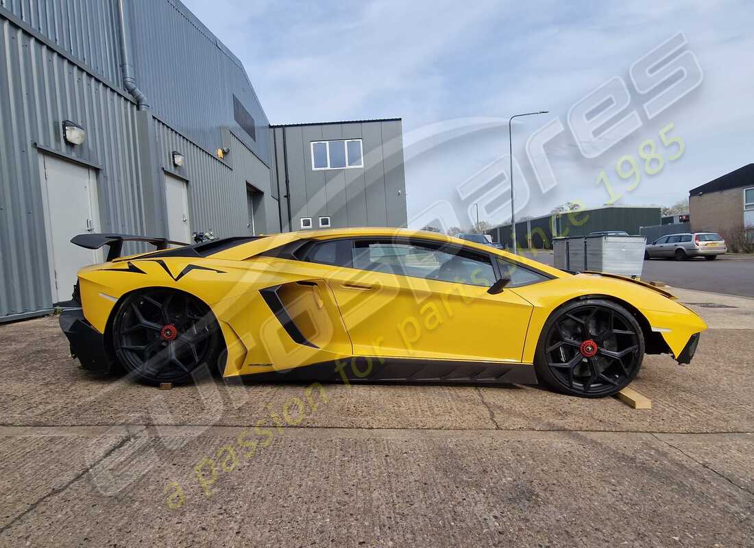 lamborghini lp750-4 sv coupe (2016) avec 6,468 miles, en préparation pour le démontage #6