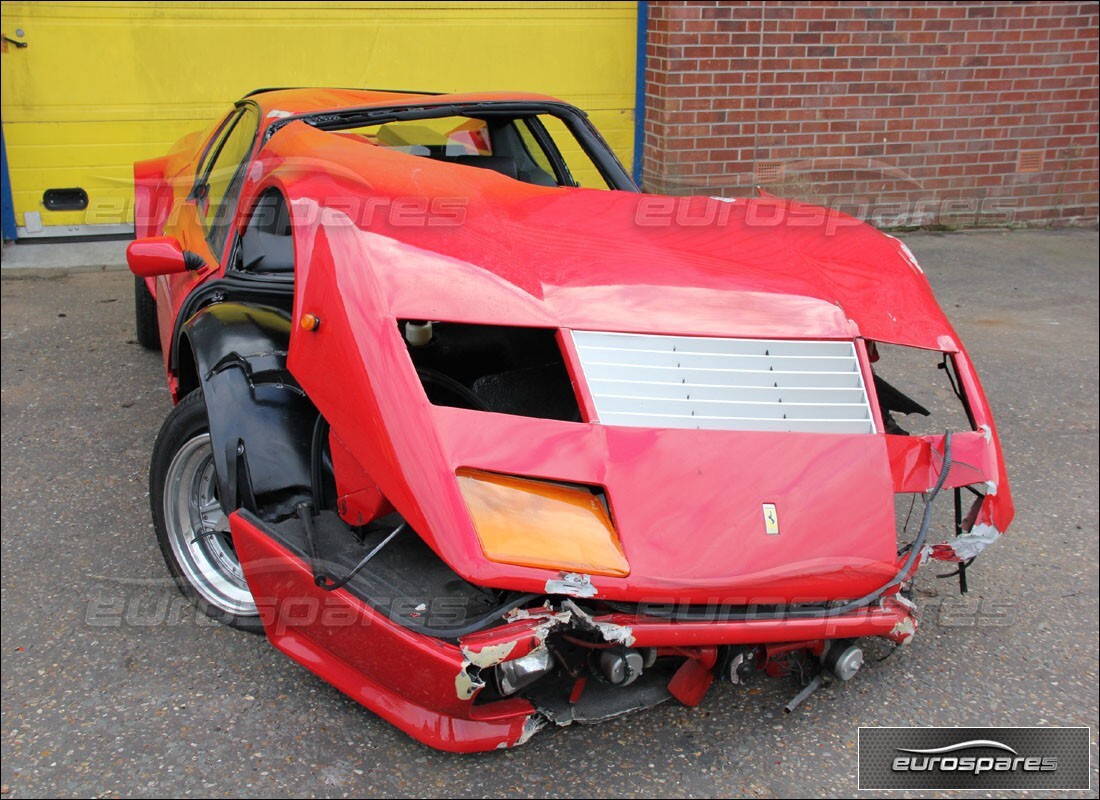 ferrari 512 bb avec 15,936 miles, en préparation pour le démontage #3