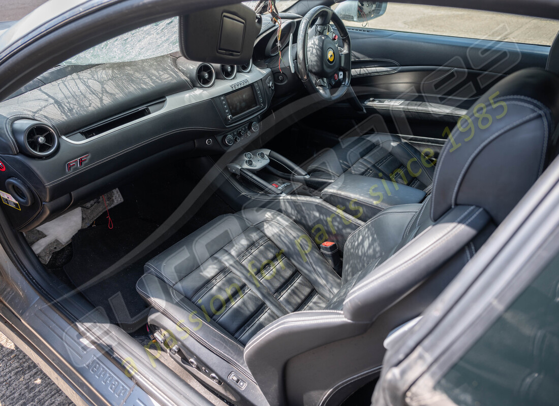 ferrari ff (rhd) avec 50305, en préparation pour le démontage #11