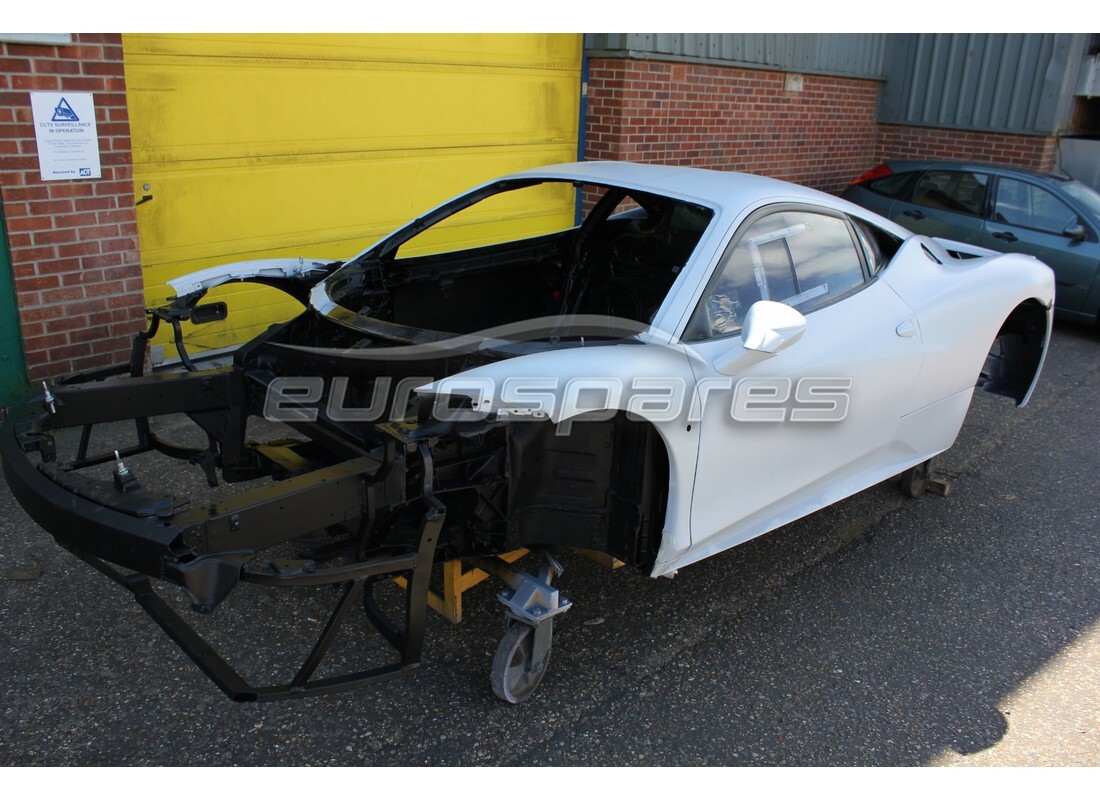 ferrari 458 challenge avec inconnu, en préparation pour le démontage #3