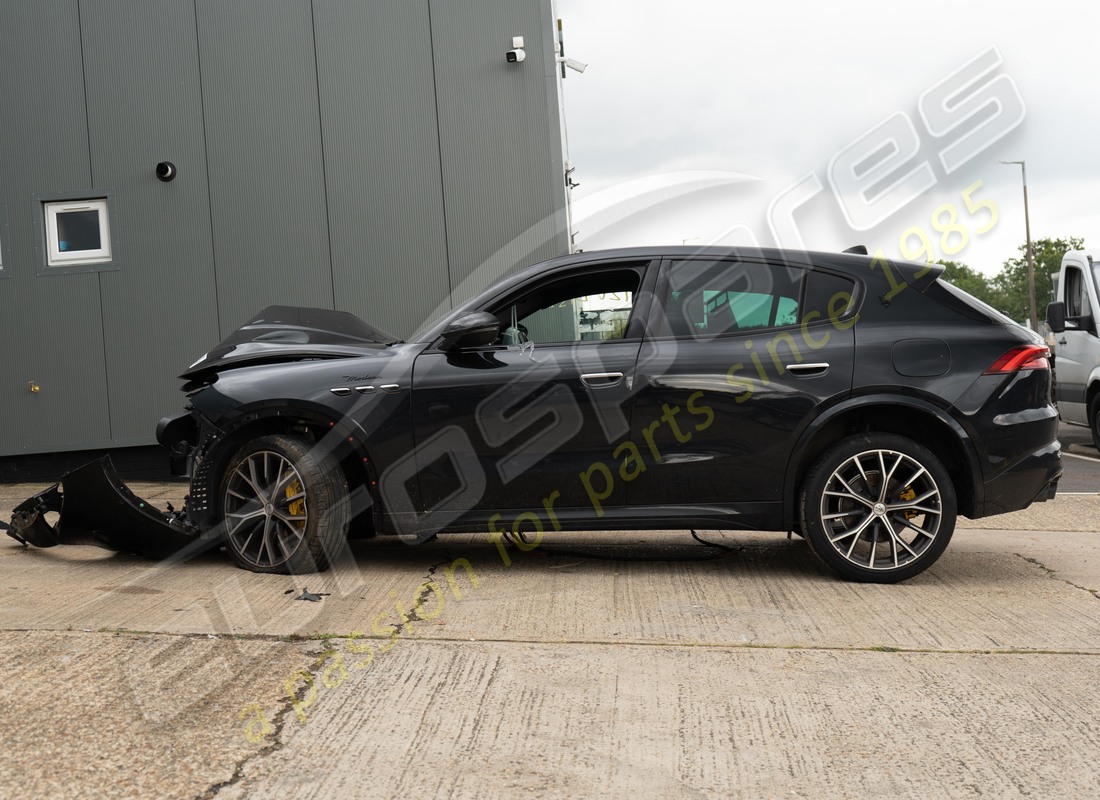 maserati grecale modena (2023) avec 3233, en préparation pour le démontage #2