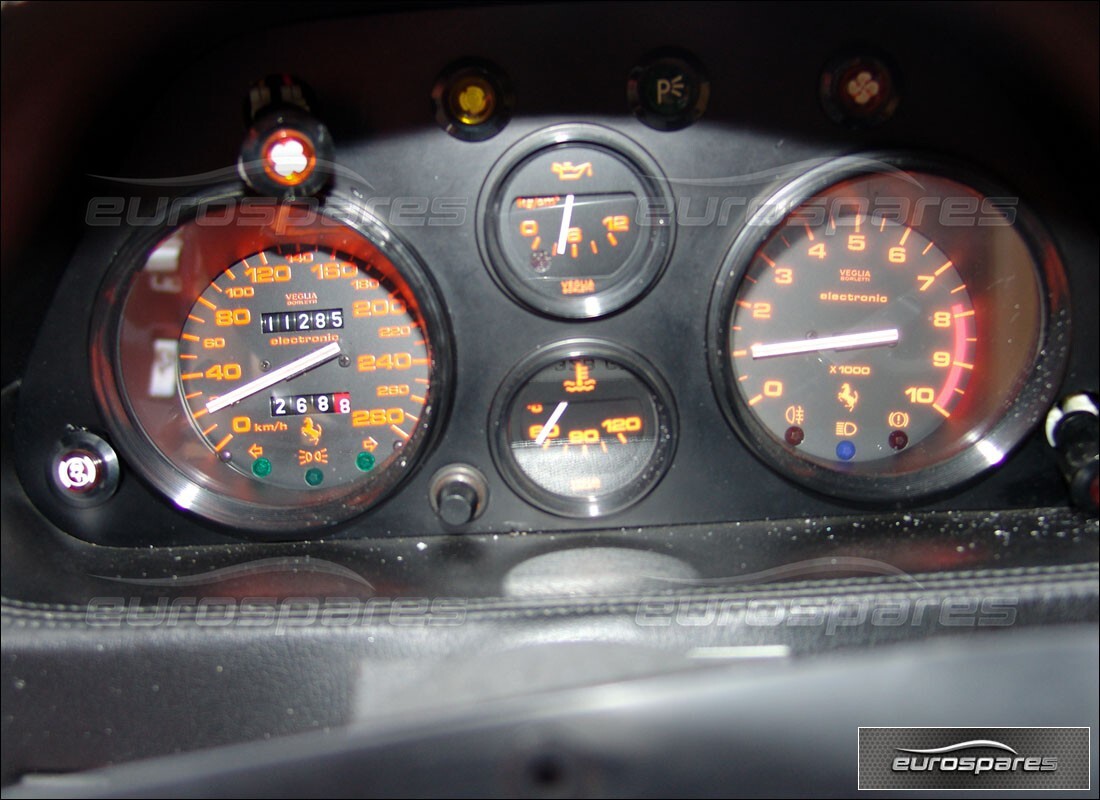 ferrari 328 (1988) avec 11,275 kilomètres, en préparation pour le démantèlement #7