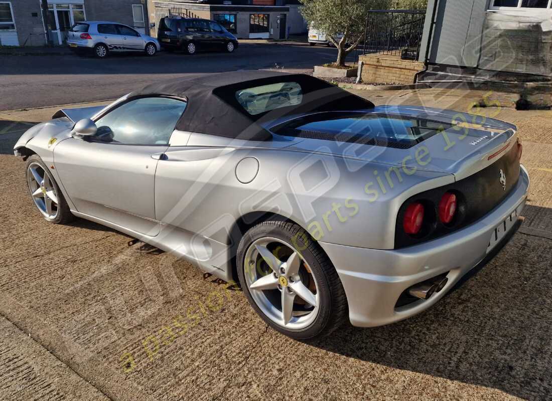 ferrari 360 spider avec 24,759 miles, en préparation pour le démontage #3