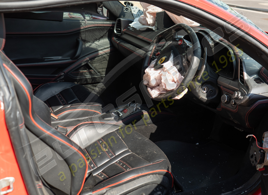 ferrari 458 italia (rhd) avec moins de 20k tbc, en cours de préparation pour le démantèlement #9