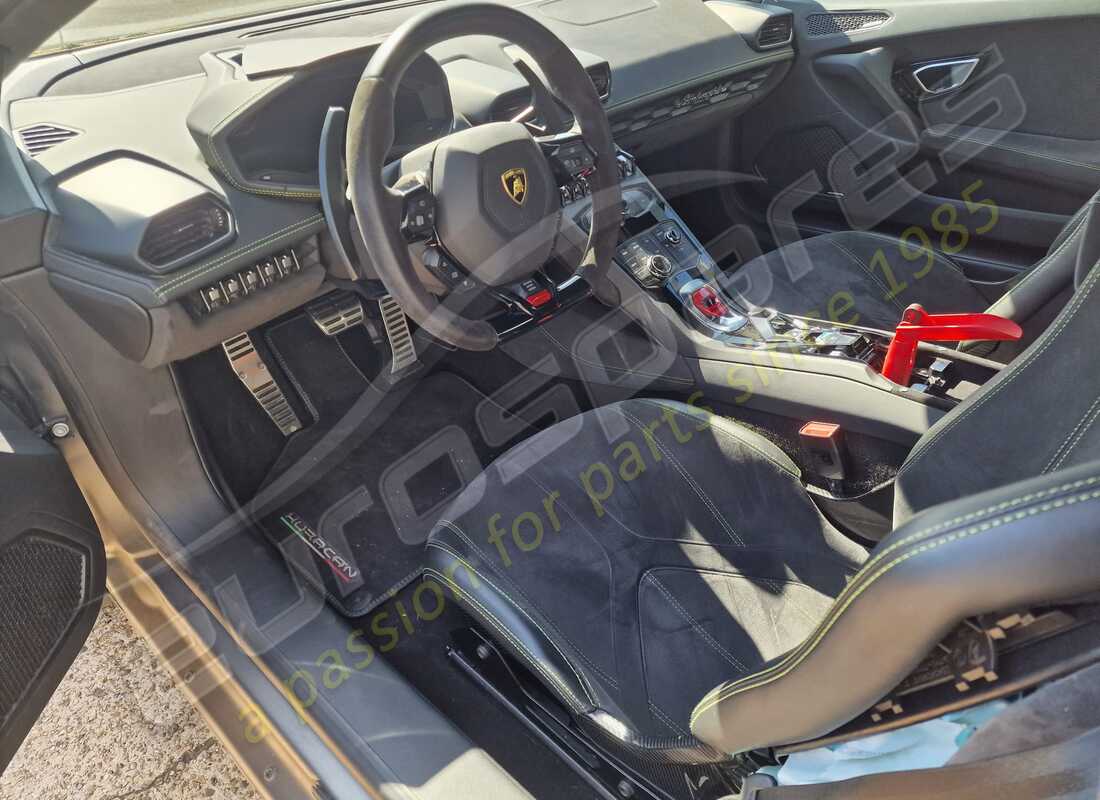 lamborghini lp610-4 spyder (2017) avec 21,701 kilomètres, en préparation pour le démantèlement #9