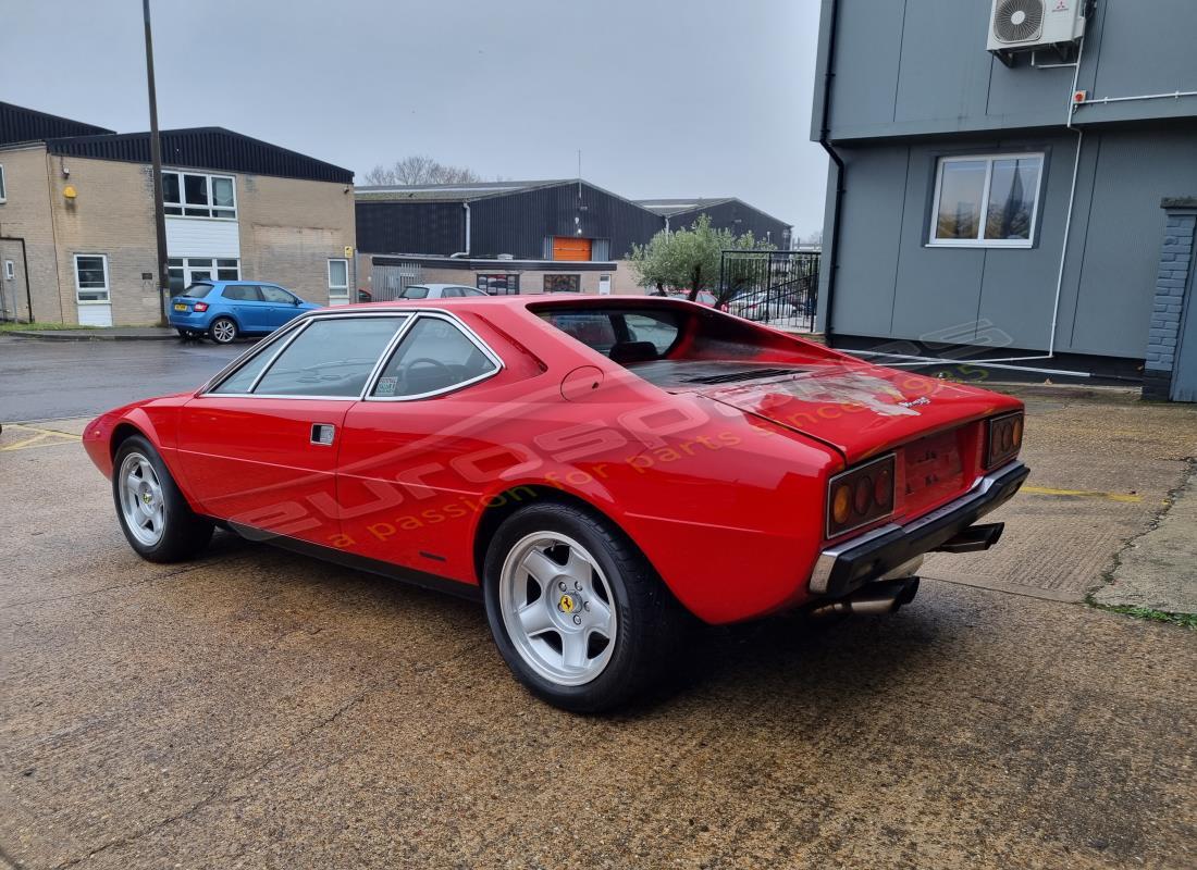 ferrari 308 gt4 dino (1979) avec 33,479 miles, en préparation pour le démontage #3