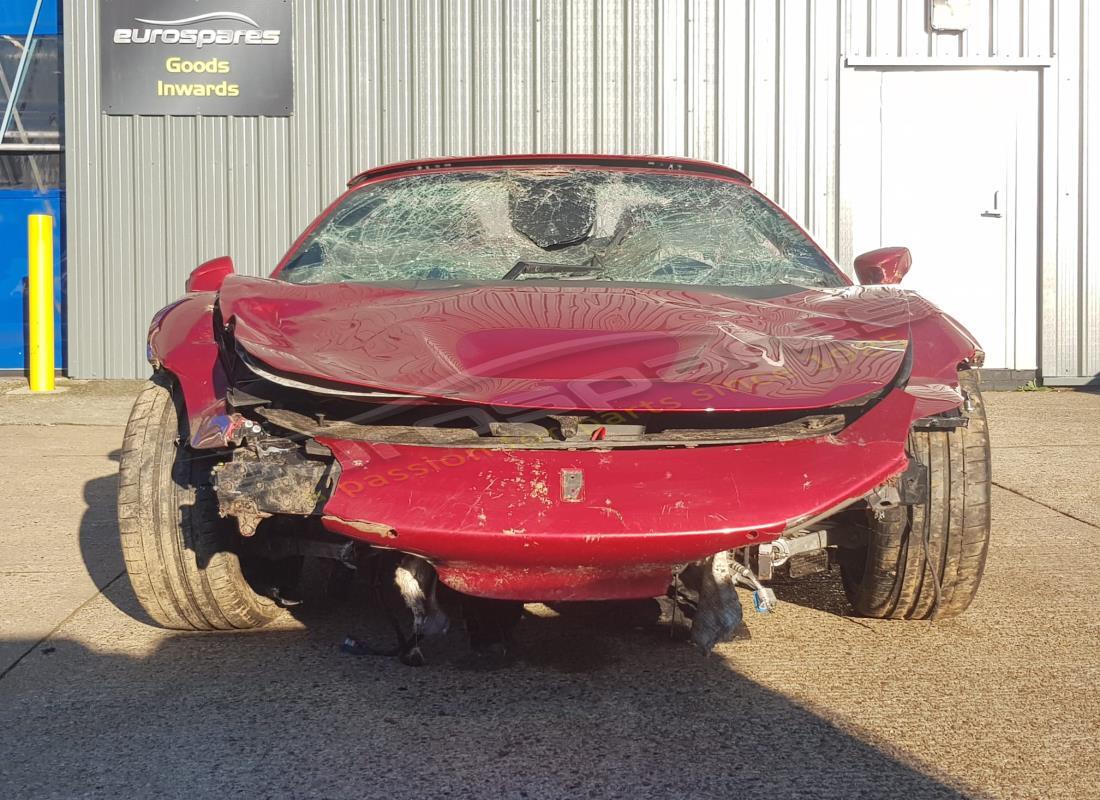 ferrari f8 spider avec 940 miles, en préparation pour le démontage #9