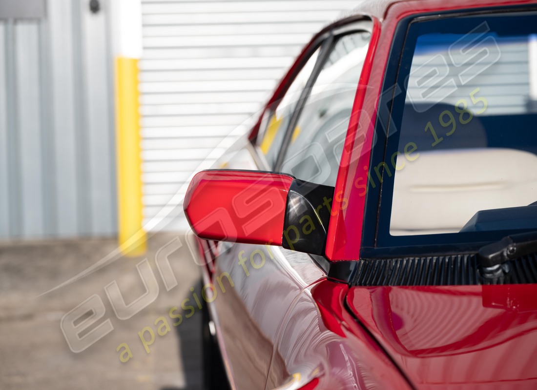 ferrari mondial 3.2 qv (1987) avec 83223, en préparation pour le démontage #18