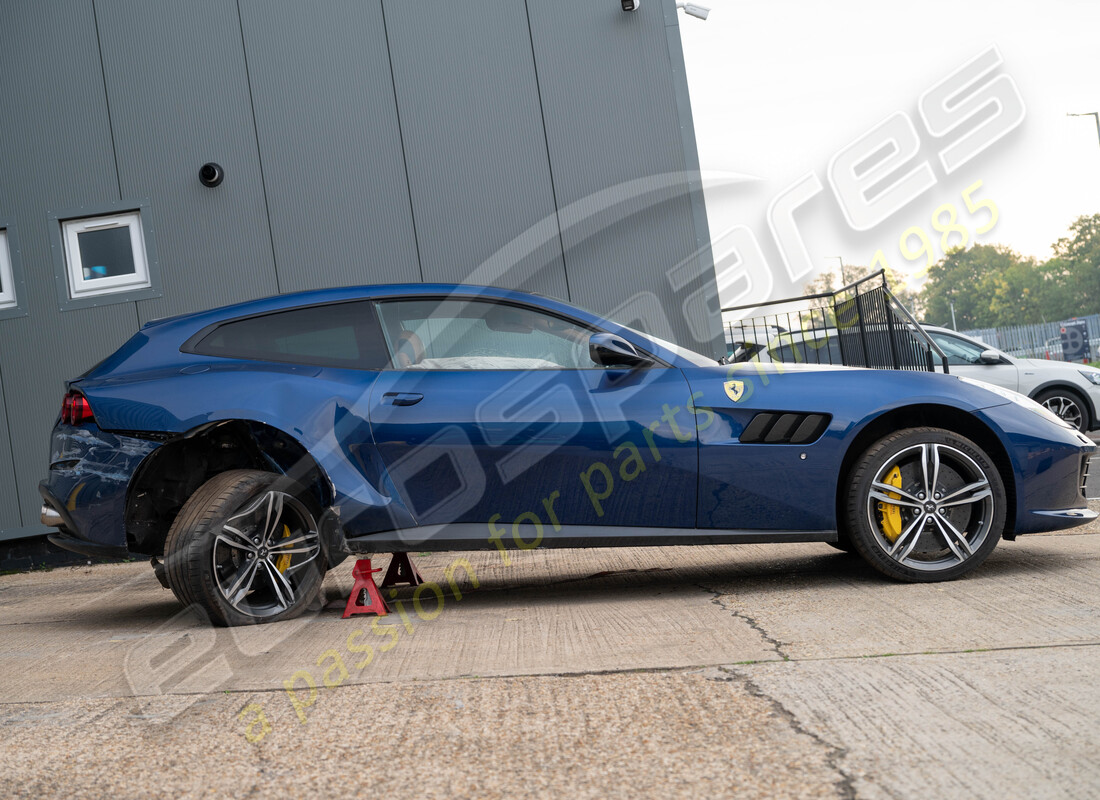ferrari gtc4 lusso (rhd) avec tbc, en préparation pour le démontage #6