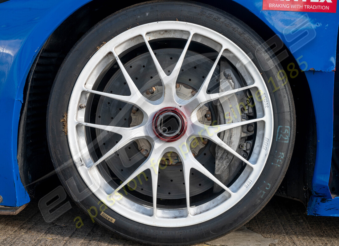 ferrari 458 challenge avec 28080 kms, en préparation pour le démantèlement #18