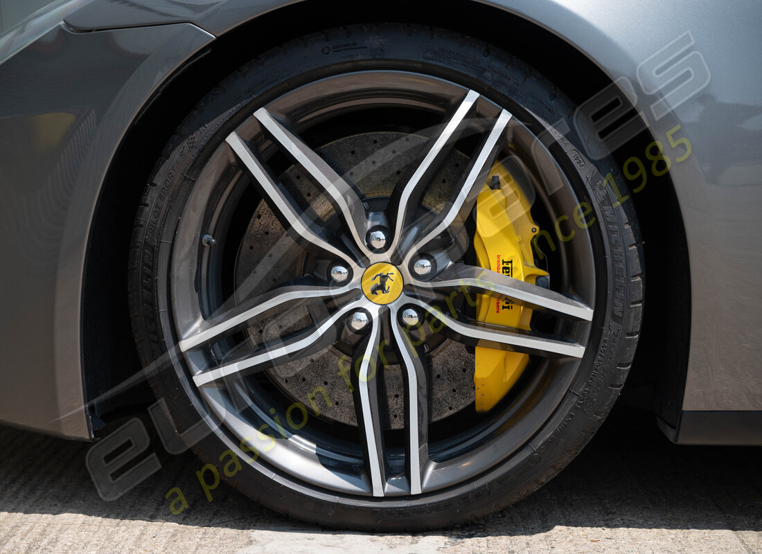 ferrari ff (europe) avec 67978 kms, en préparation pour le démantèlement #33