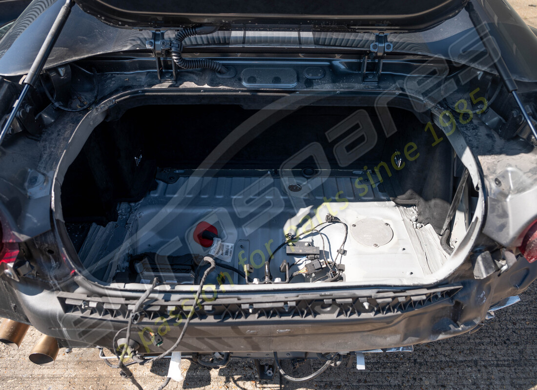 ferrari 812 gts avec 620 miles, en préparation pour le démontage #20