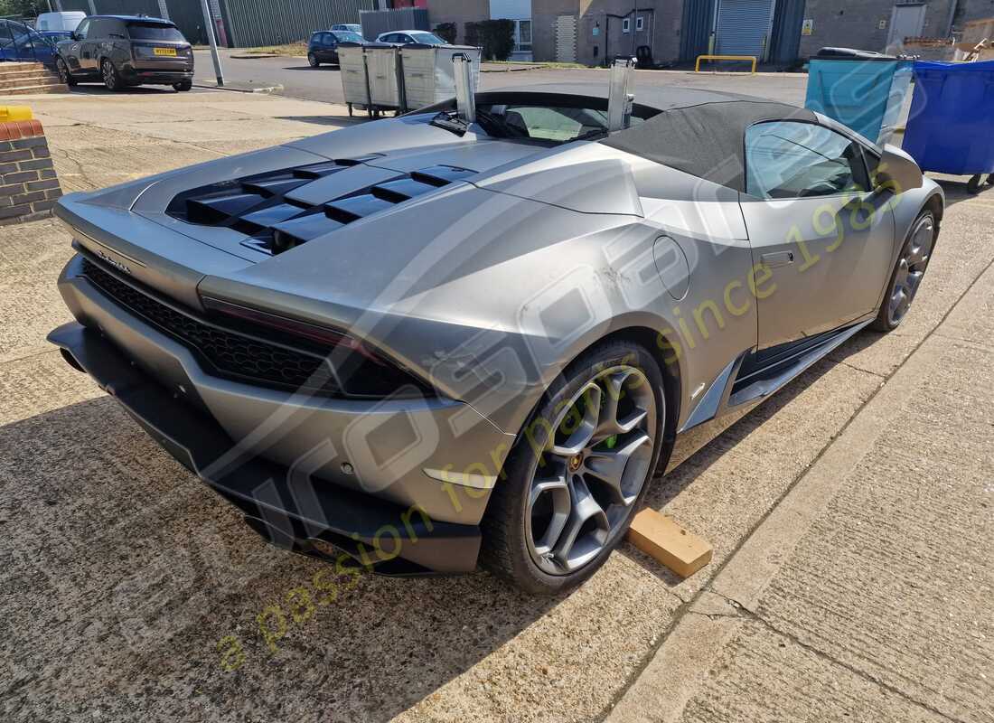 lamborghini 2017 (lp610-4 spyder) avec 21,701 kilomètres, en préparation pour le démantèlement #5
