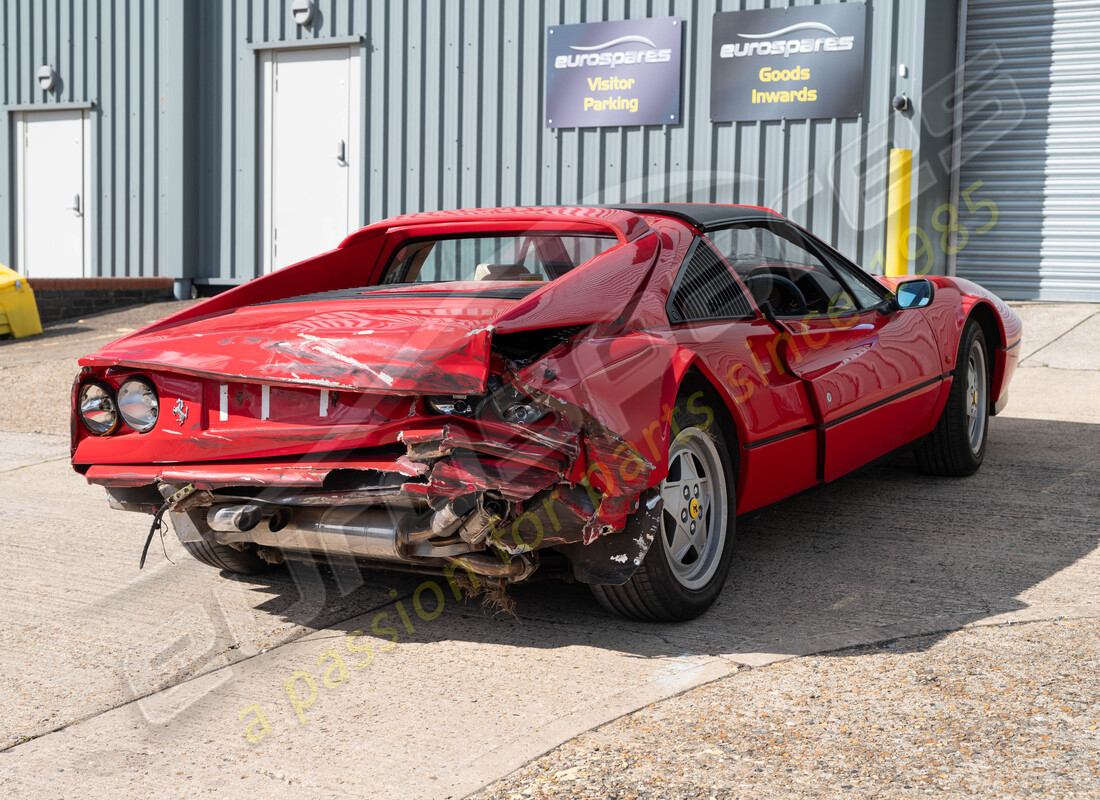 ferrari 328 (1988) en préparation pour le démantèlement #5
