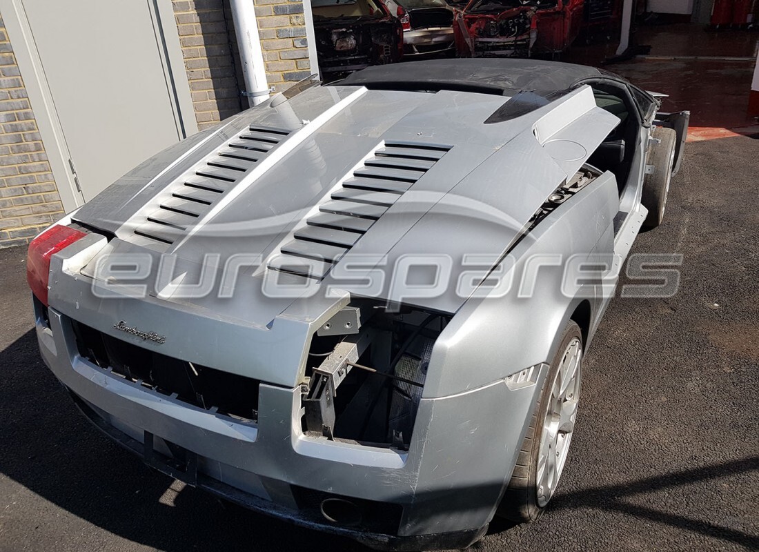 lamborghini gallardo spyder (2006) avec 20,000 kilomètres, en préparation pour le démantèlement #4