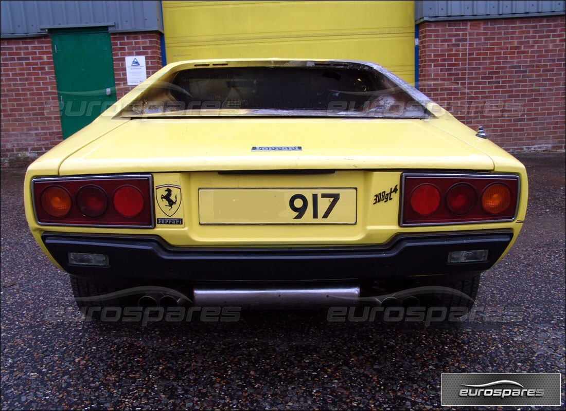 ferrari 308 gt4 dino (1976) avec 26,000 miles, en préparation pour le démontage #3