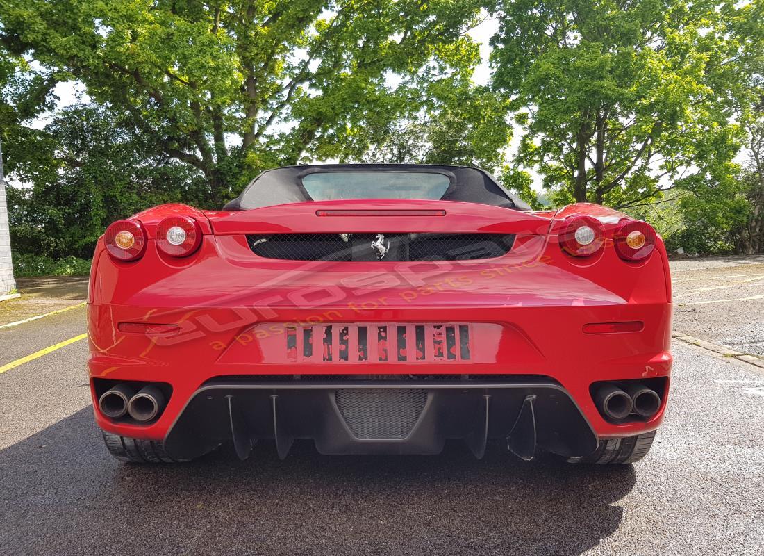 ferrari f430 spider (rhd) avec inconnu, en préparation pour le démontage #4