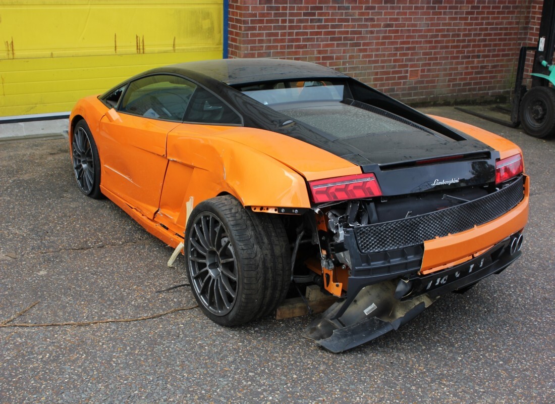 lamborghini lp560-4 coupe (2011) avec 15,249 miles, en préparation pour le démontage #3