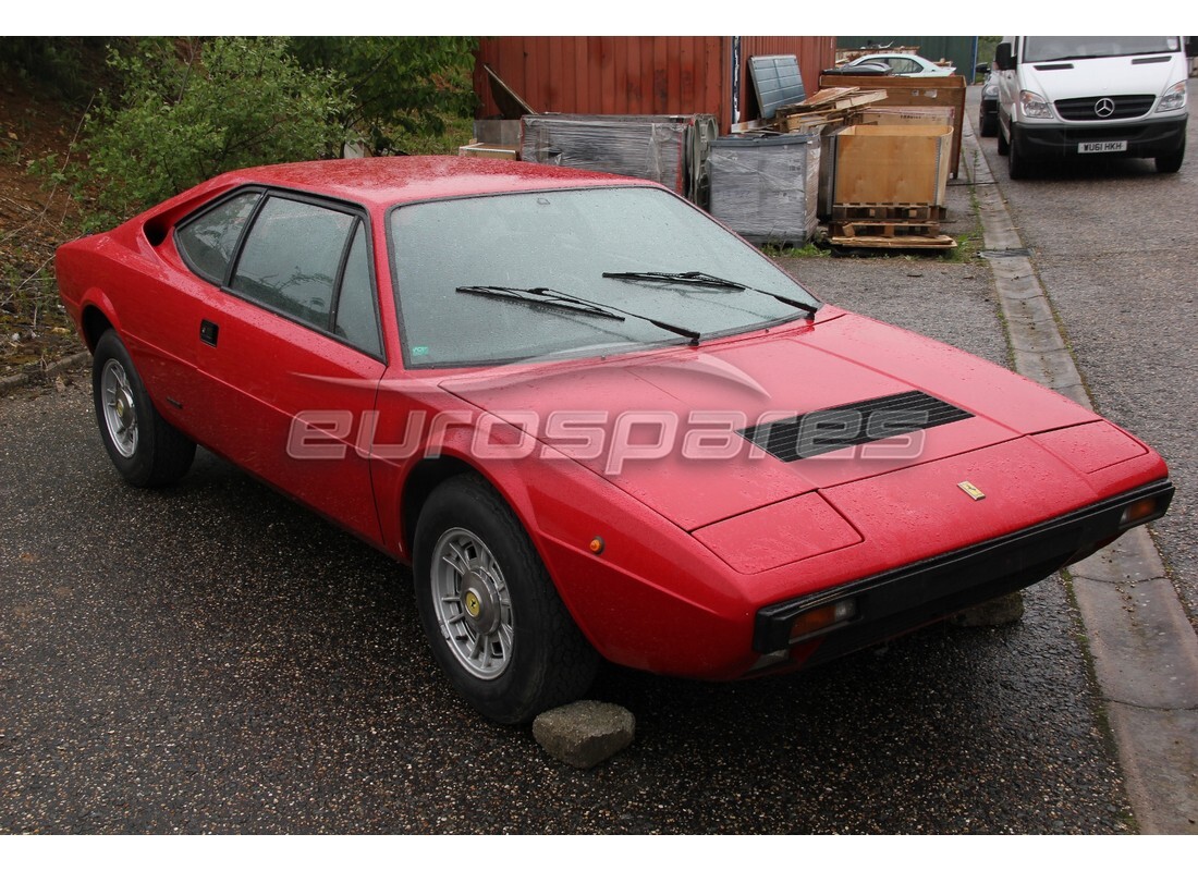 ferrari 308 gt4 dino (1976) avec 4,173 kilomètres, en préparation pour le démantèlement #5