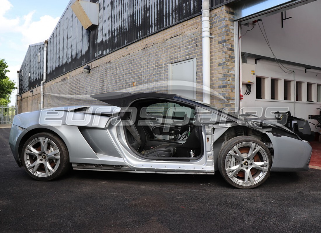 lamborghini gallardo spyder (2006) avec 20,000 kilomètres, en préparation pour le démantèlement #5
