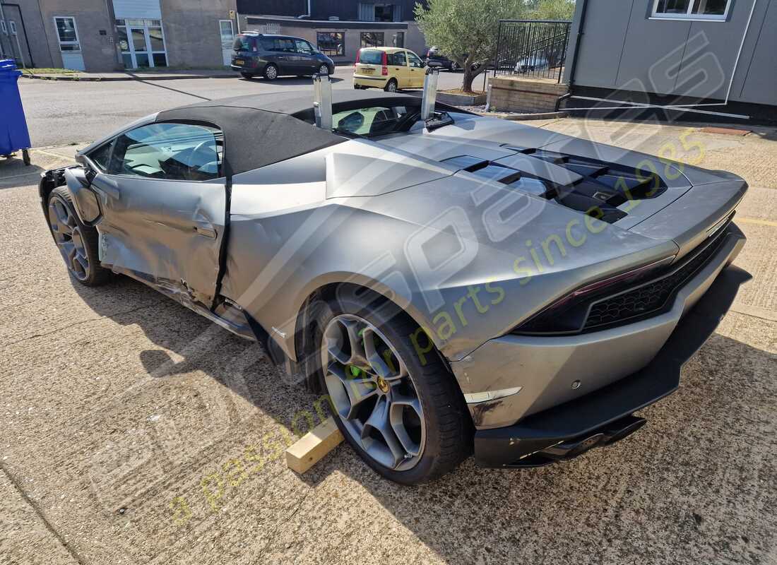 lamborghini lp610-4 spyder (2017) avec 21,701 kilomètres, en préparation pour le démantèlement #3