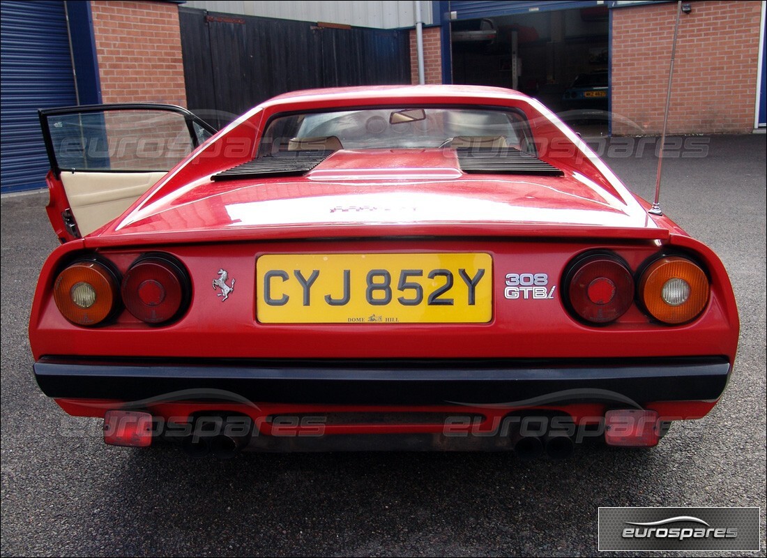 ferrari 308 (1981) gtbi/gtsi avec 89,000 miles, en préparation pour le démontage #5