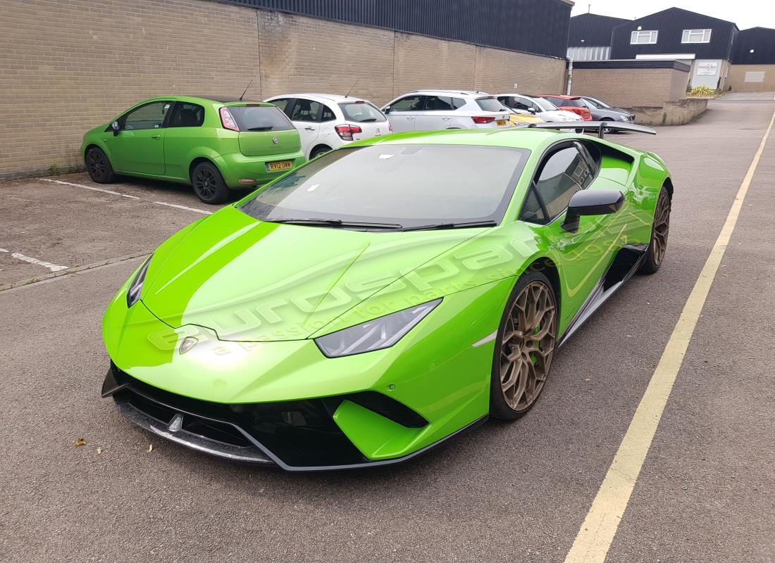 lamborghini performante coupe (2018) en préparation pour démantèlement à eurospares