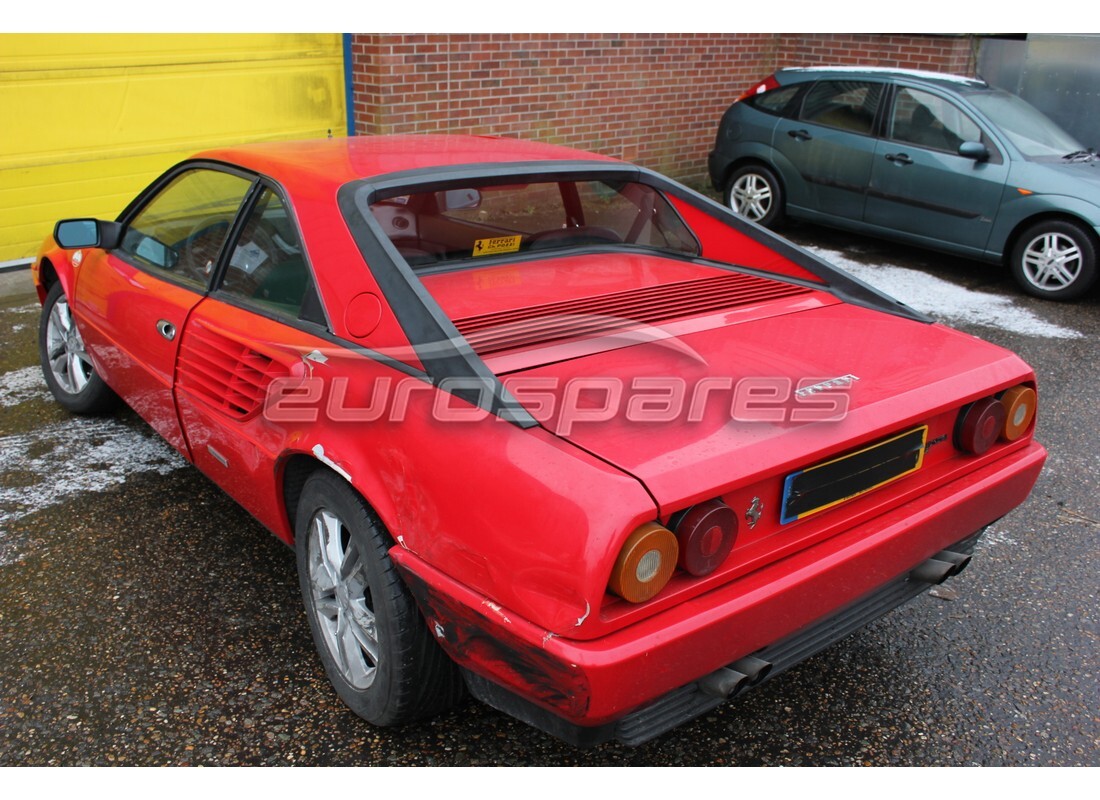 ferrari mondial 3.2 qv (1987) avec 33,554 kilomètres, en préparation pour le démantèlement #3