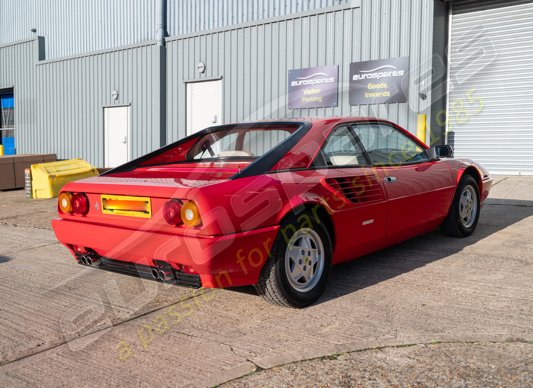ferrari mondial 3.2 qv (1987) avec 83223, en préparation pour le démontage #5