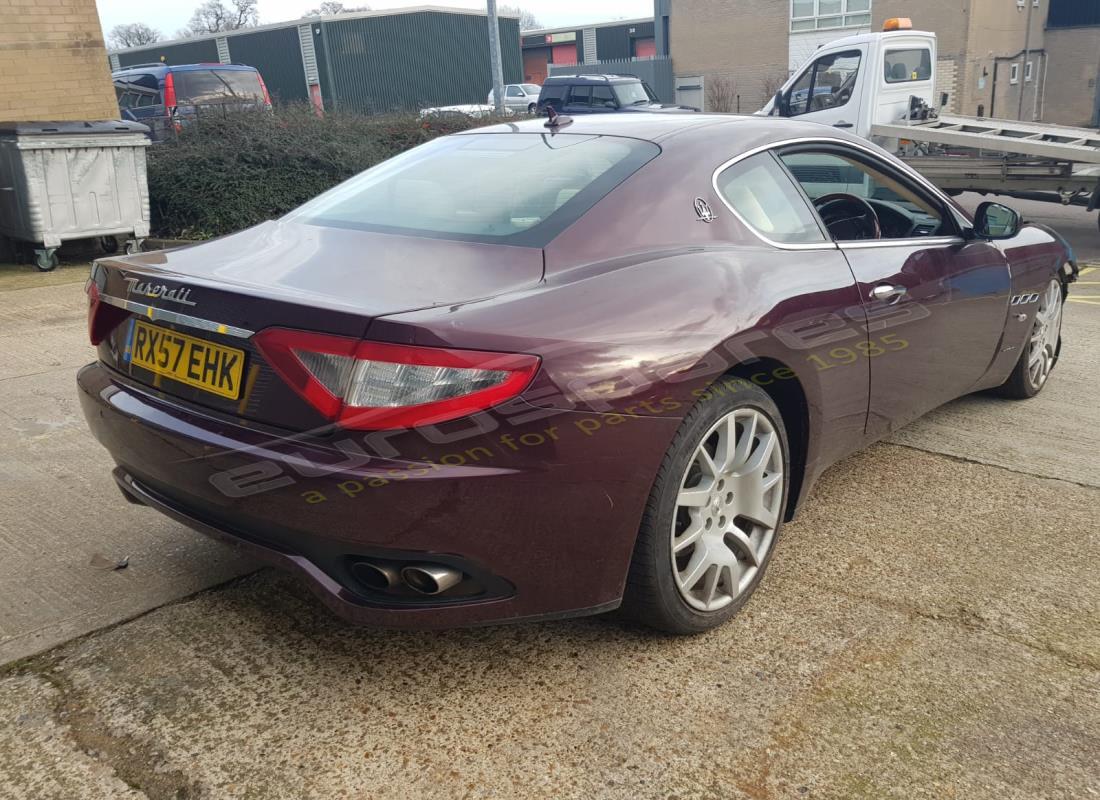 maserati granturismo (2008) avec 75,001 miles, en préparation pour le démontage #5