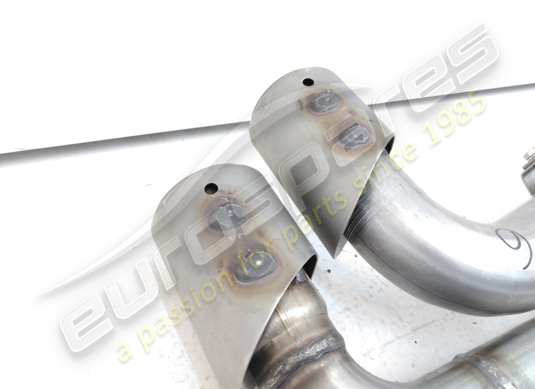 nouveau tuyau d'échappement gauche ferrari. numéro de pièce 216041 (6)