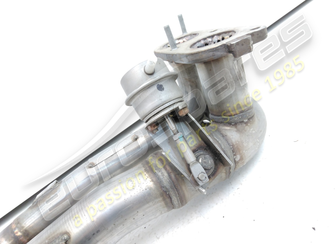 nouveau tuyau d'échappement gauche ferrari. numéro de pièce 216041 (3)
