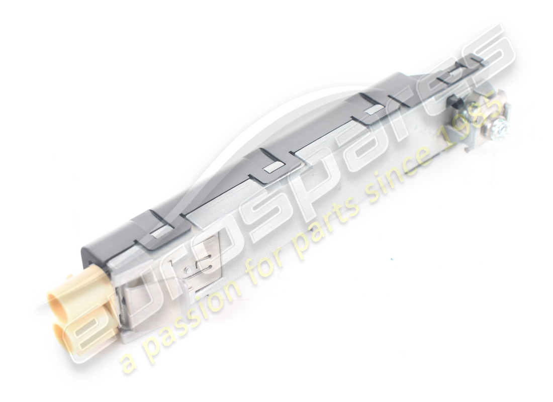 UTILISÉ LAMBORGHINI AMPLIFICATEUR D'ANTENNE FM/DAB ECE. NUMÉRO DE PIÈCE 4S0035225D (2) utilisé lamborghini amplificateur d'antenne fm/dab ece. numéro de pièce 4s0035225d (2)