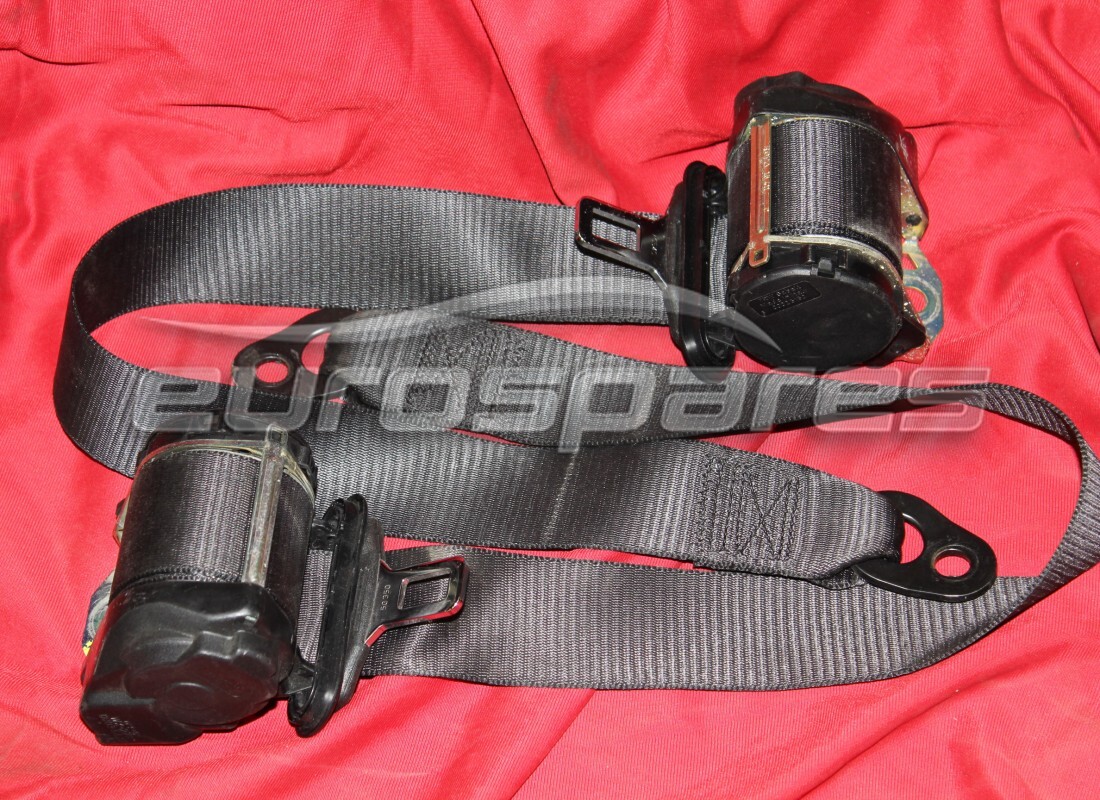 ENSEMBLE DE CEINTURES DE SÉCURITÉ Ferrari UTILISÉ. NUMÉRO DE PIÈCE 64678500 (1)