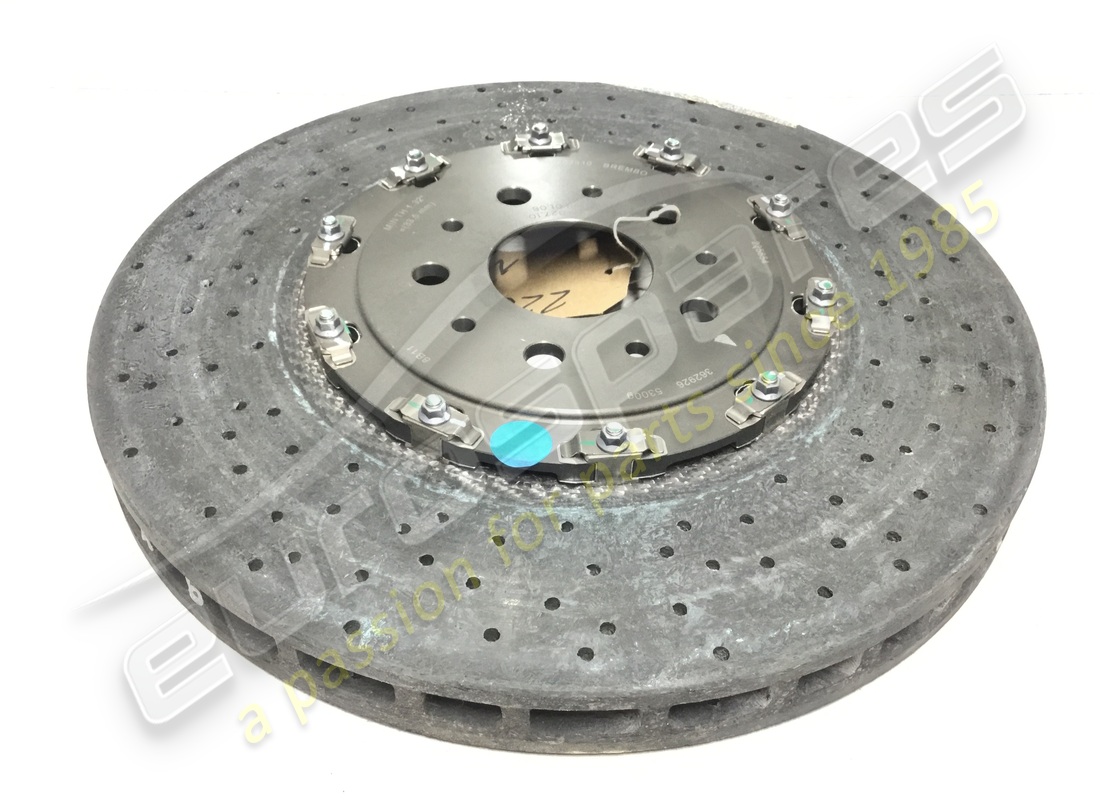 nouveau disque de frein avant ferrari, version carbone-céramique. référence 225854 (1)