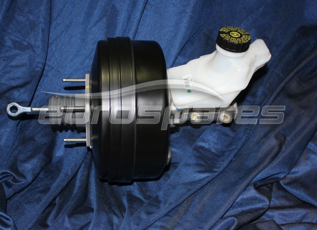 nouveau maserati servo de frein complet. numéro de pièce 670006653 (1)