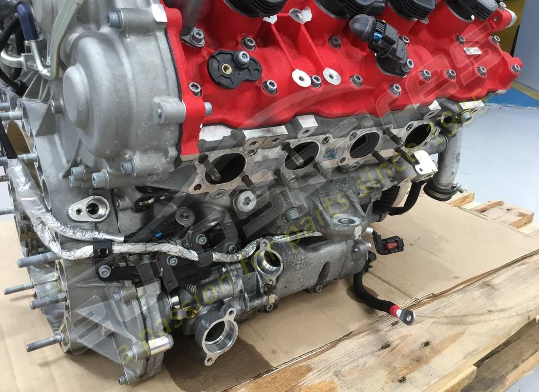 moteur tributo d'occasion ferrari. numéro de pièce 985000334 (6)