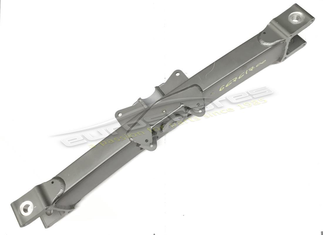 nouvelle ferrari traverse supérieure. numéro de pièce 66761700 (1)